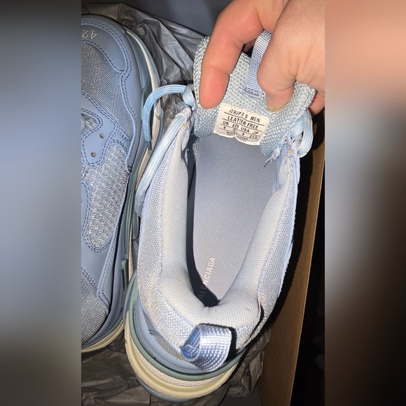 Balenciaga Triple S Men's Sneakers - Picture 3 of 8